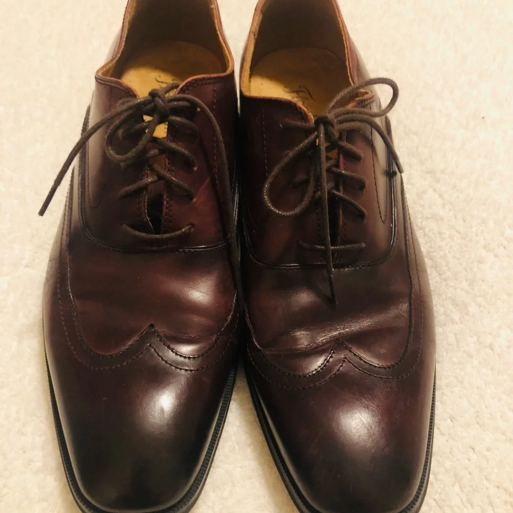 Florsheim Brown Oxford Dress Shoes Sleek Leather Design